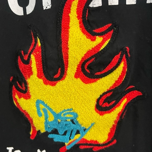 Bleecker & Mercer L graphic tee street style - Picture 7 of 7